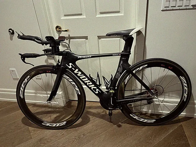 Specialized S-Works Shiv TT / Triathlon- 404 Zipp Wheels SRAM Force - UCI Legal